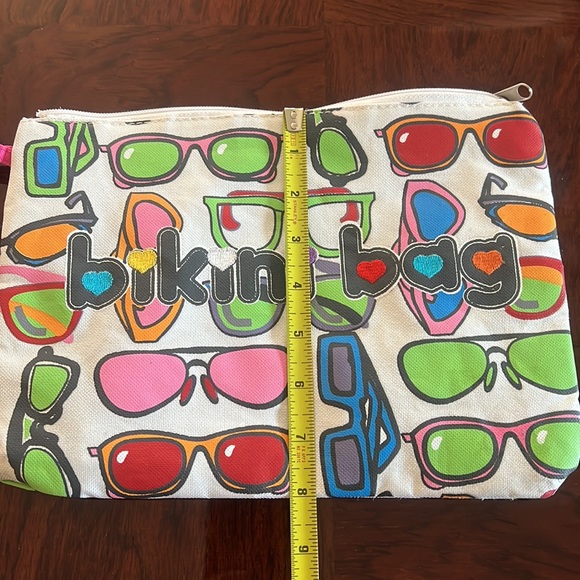Bikini Bag Swimsuit Bag with Sunglasses Print and Wrist Strap - Picture 16 of 16